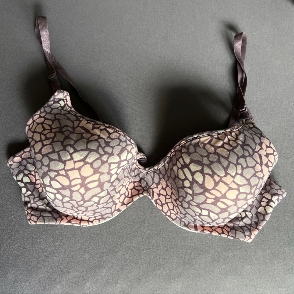 Barely There 36B Super Soft Bra